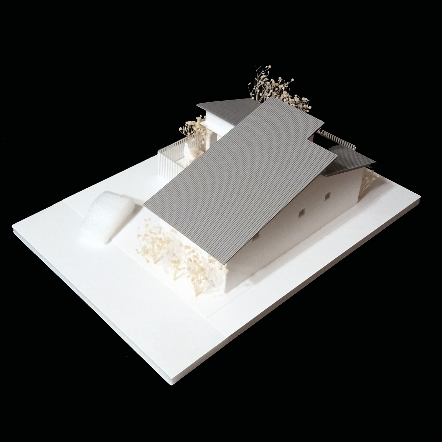 小さな平屋の住宅模型